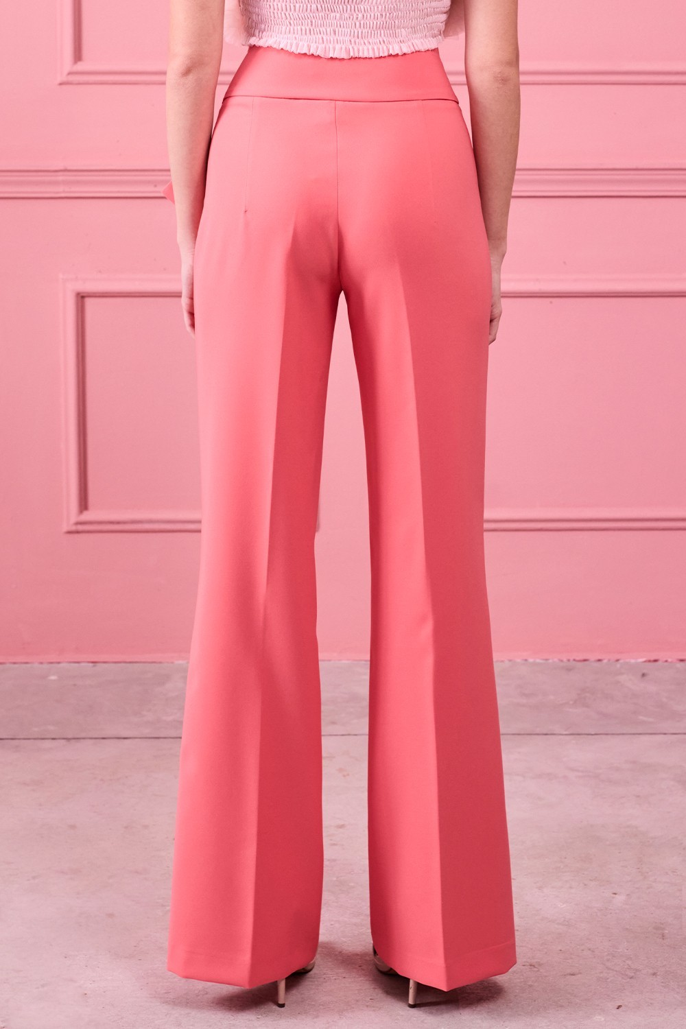 PANTALONE CON FIOCCO