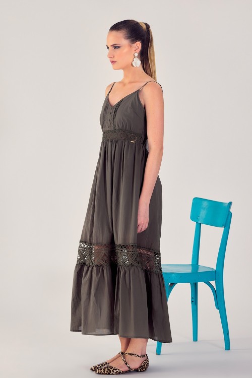 ABITO CON PASSAMANERIA