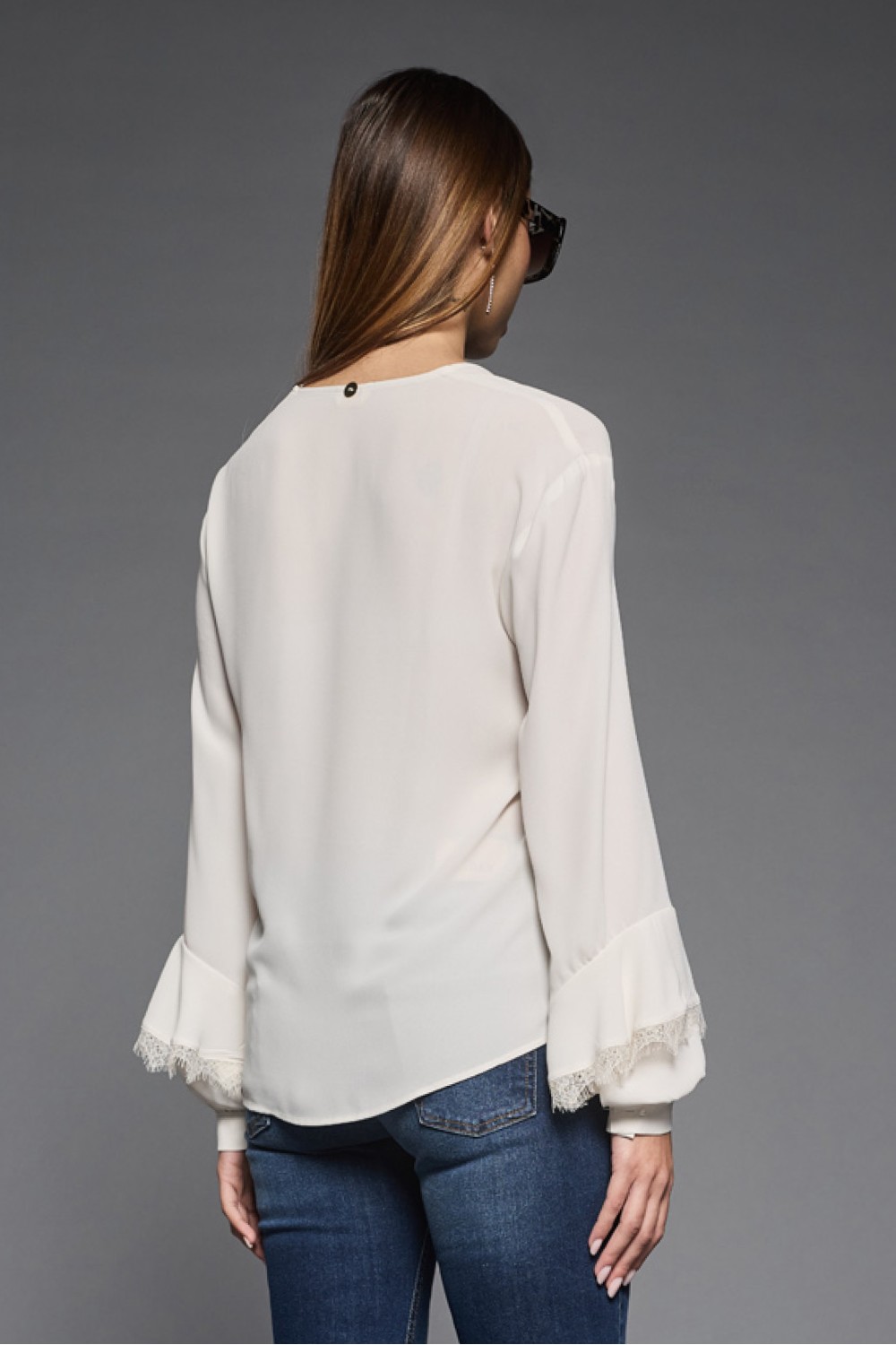 Blusa con Balze sulle Maniche