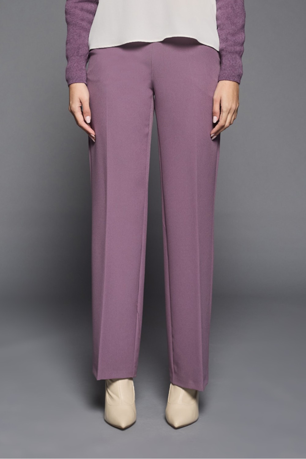 Pantalone con Fibbie Laterali