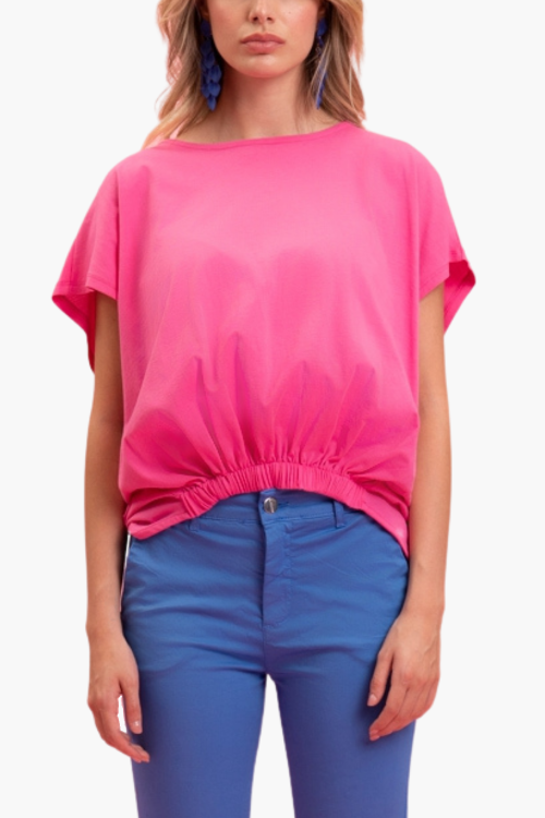 T-SHIRT CON ELASTICO FONDO