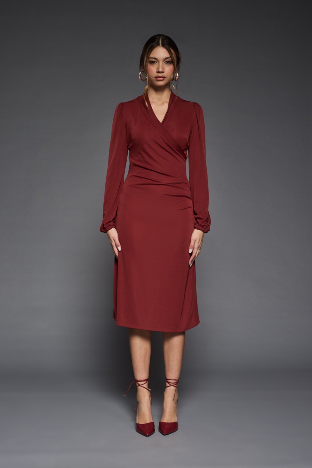 Abito con Scollo a V