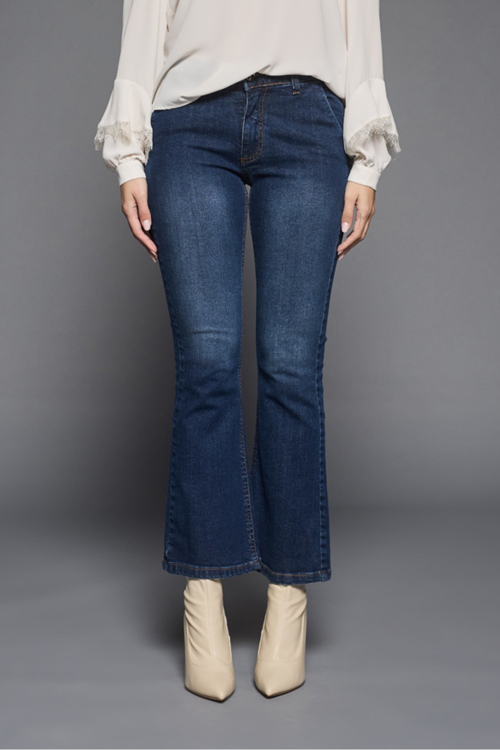 Jeans a Zampa in Denim