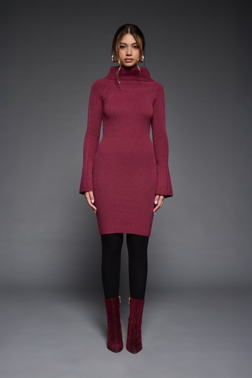 Abito con Manica Svasata