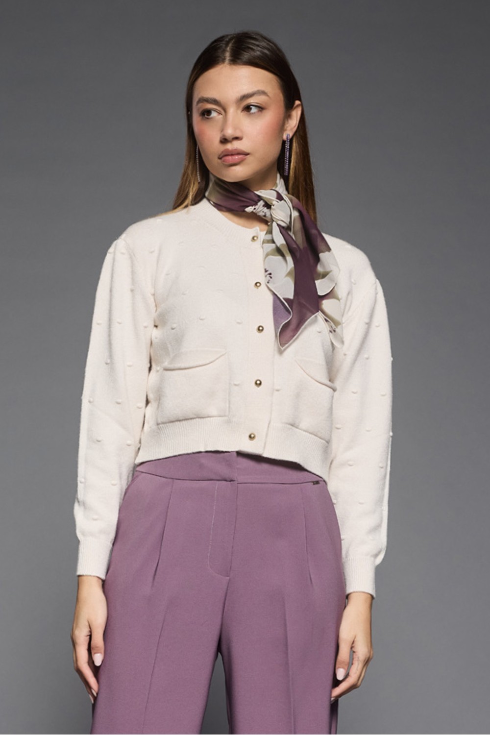 Cardigan Corto con Nodini