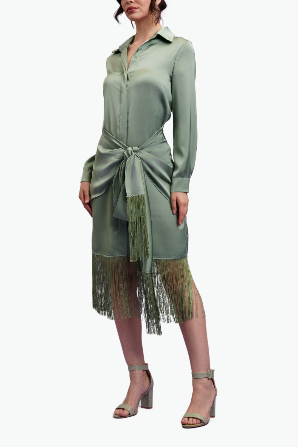 ABITO CON FRANGIA ABITO CON FRANGIA