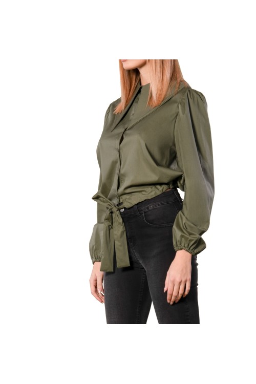 CAMICIA CON COLLETTO AMPIO