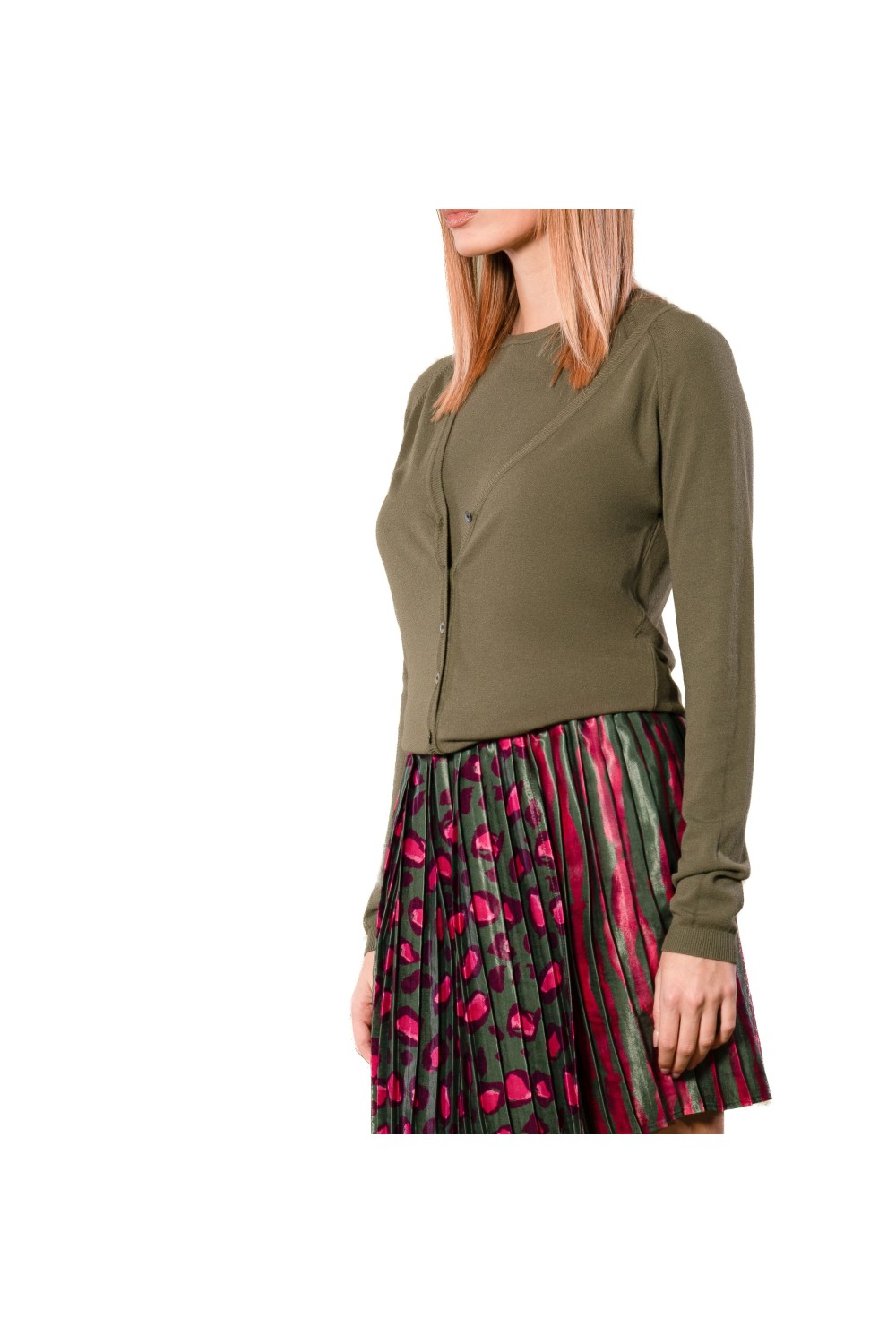 CARDIGAN SCOLLO A "V" CARDIGAN SCOLLO A "V"